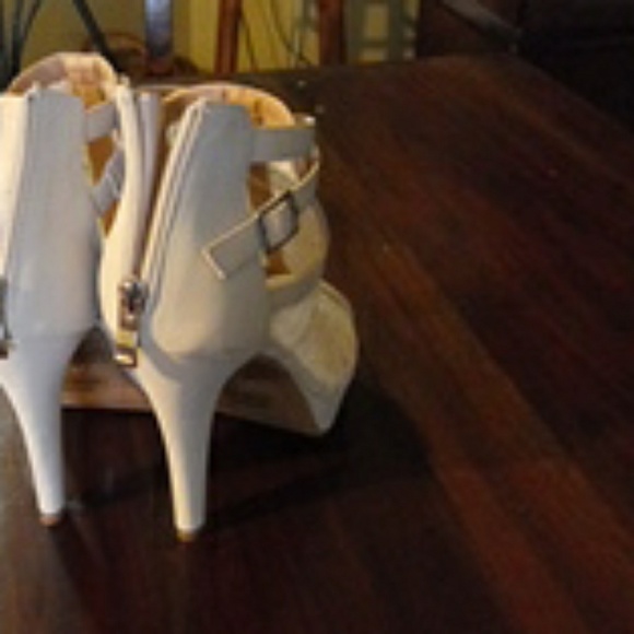 Shoes - Picture 3 of 3